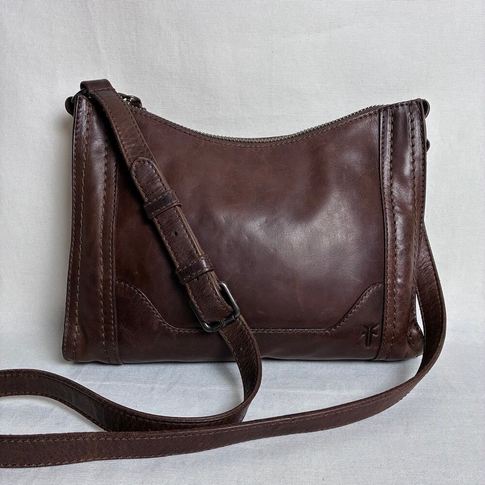 FRYE Melissa Dark Brown Leather Crossbody Bag Western Boho Rustic Zip Closure